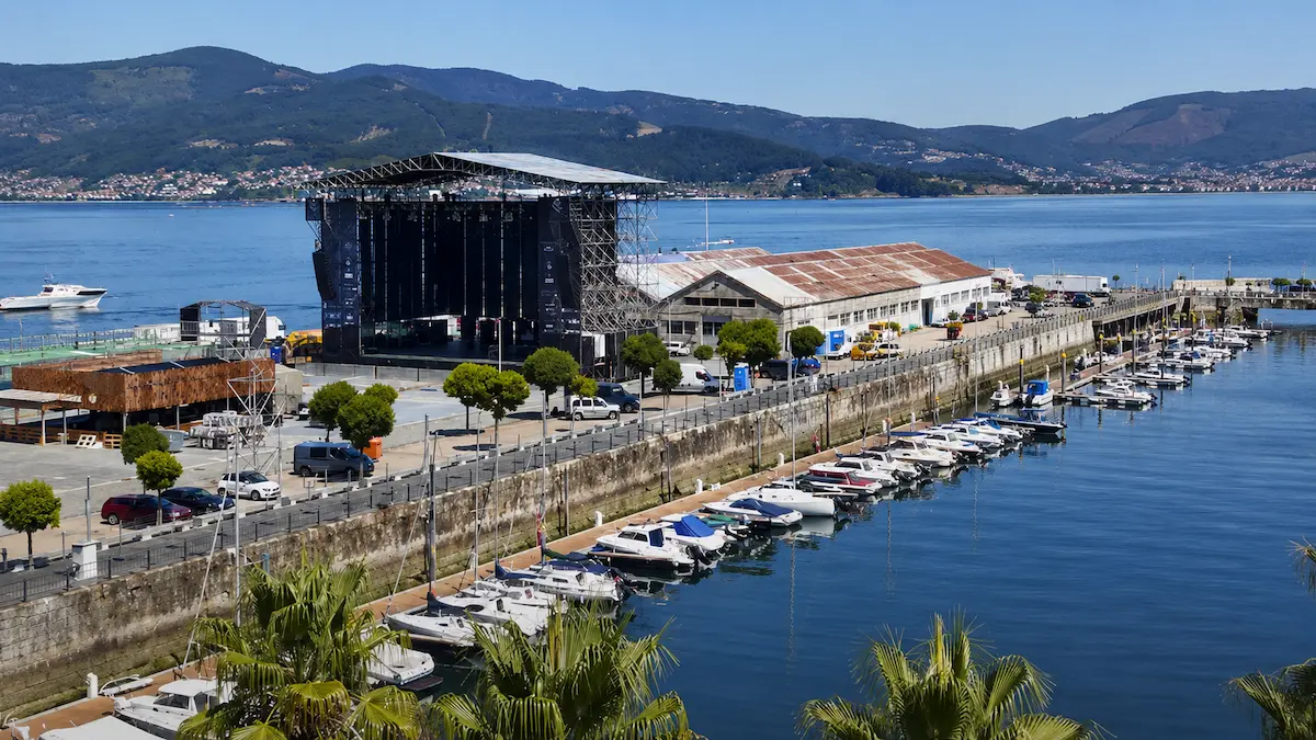 Cartel de SON&MAR Vigo 2026, del 4 al 13 de septiembre en el Peirao de Transatlánticos